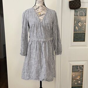 Old Navy Blue & White Striped Long Sleeve V-Neck Dress